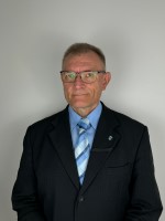 Krzysztof Kuczek - zdjęcie portretowe
          